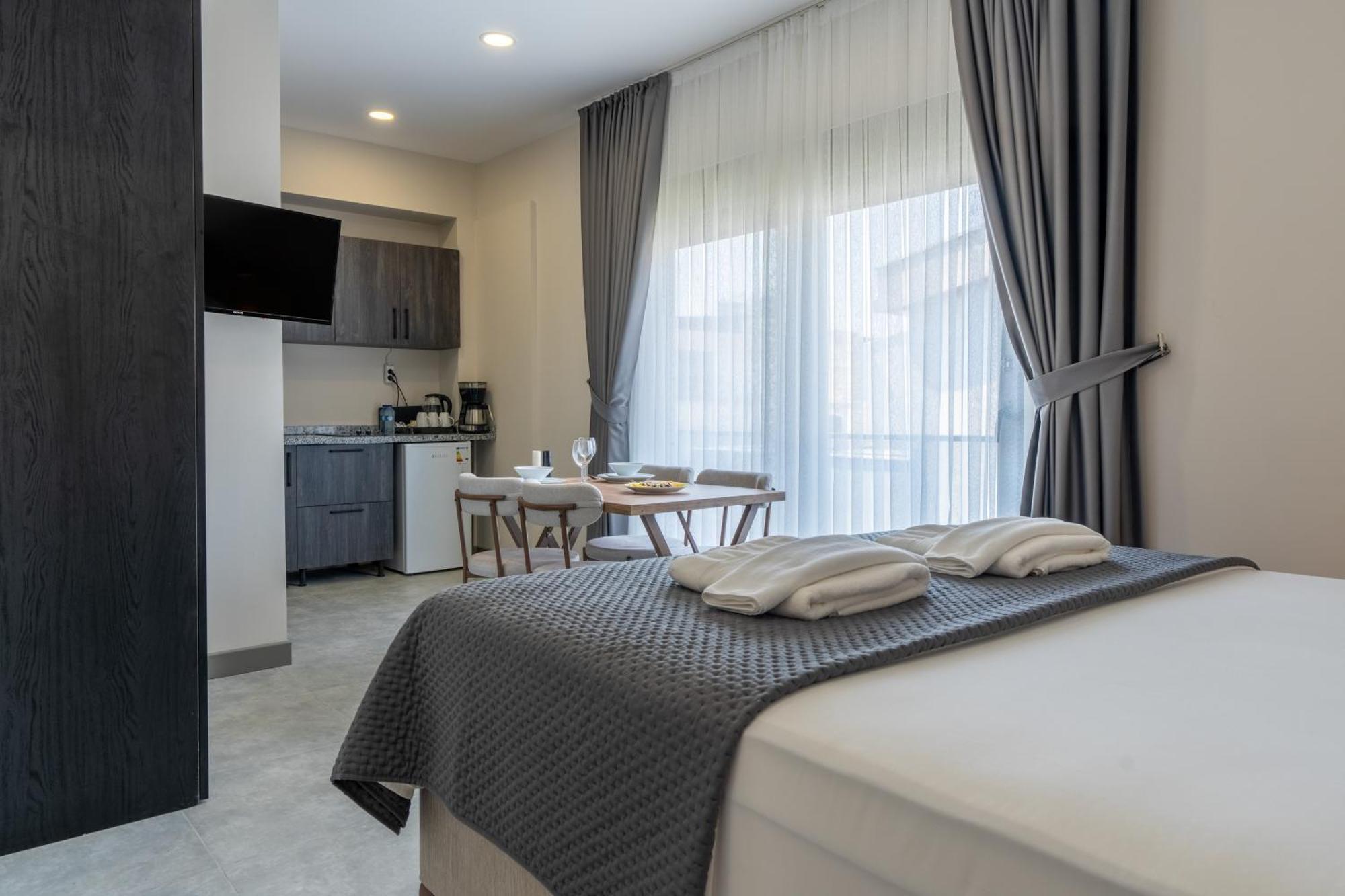 Loi Suite Antalya Exteriör bild